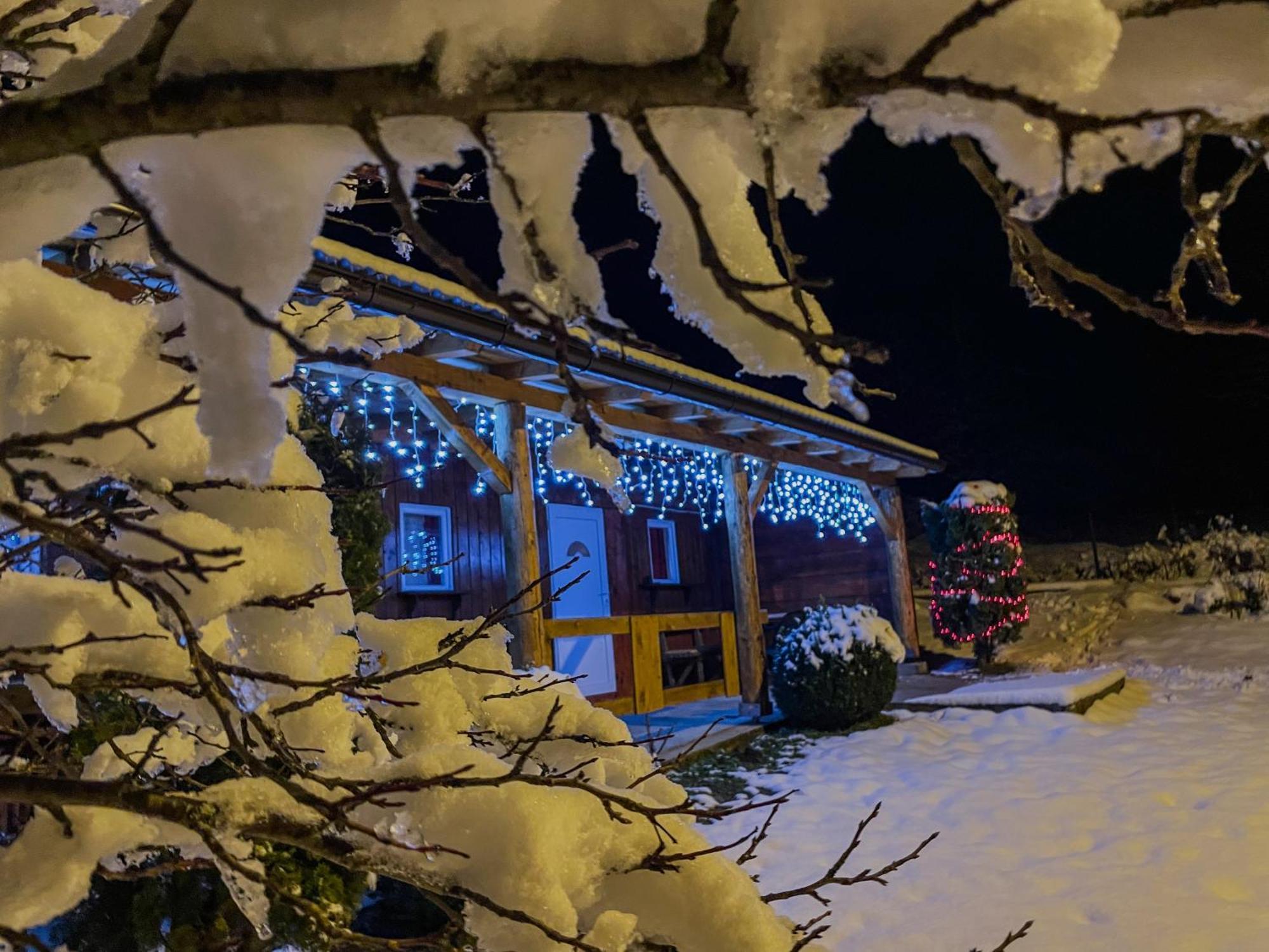 Holiday Home La Sierra Korenica Zewnętrze zdjęcie