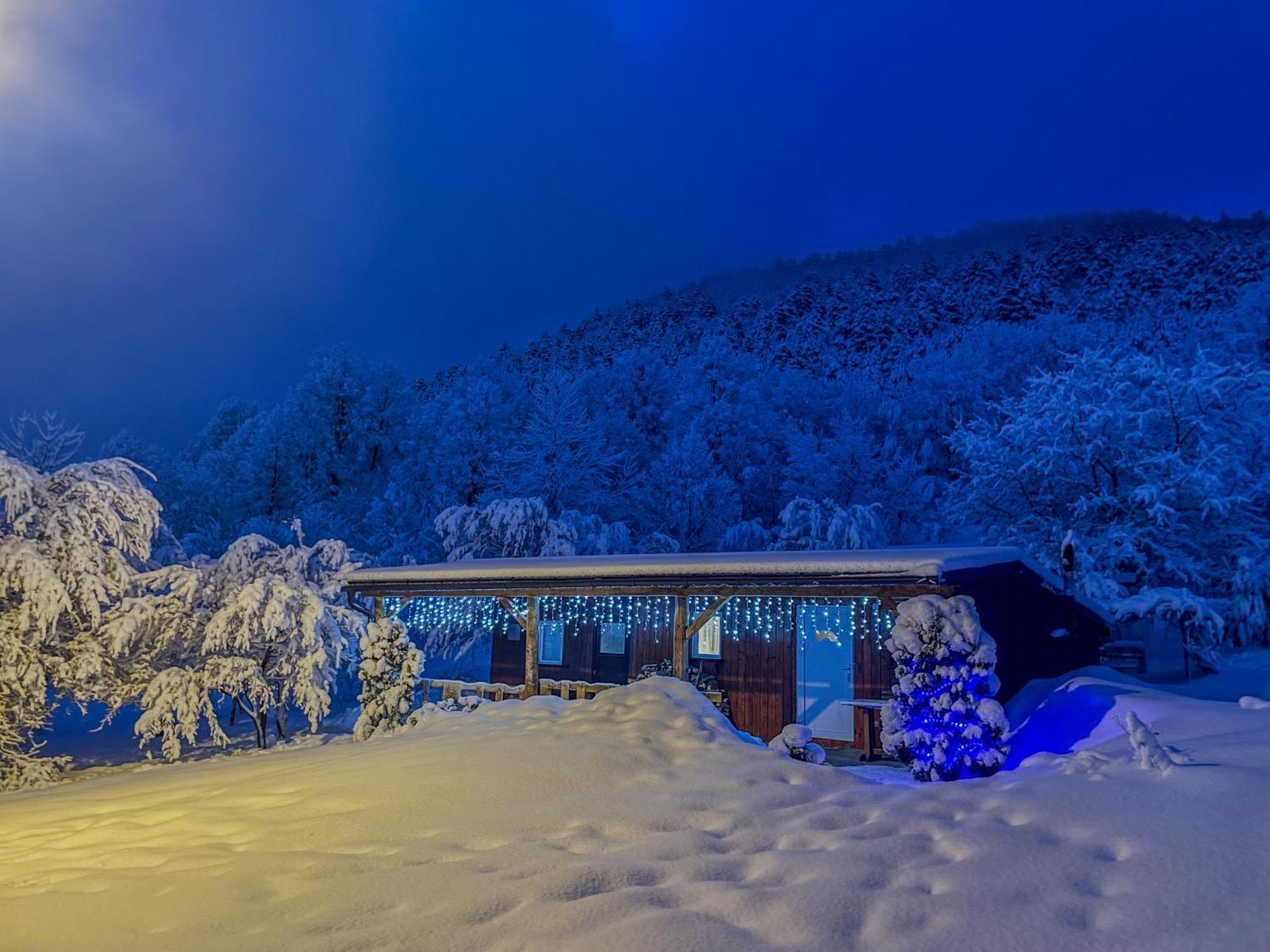 Holiday Home La Sierra Korenica Zewnętrze zdjęcie