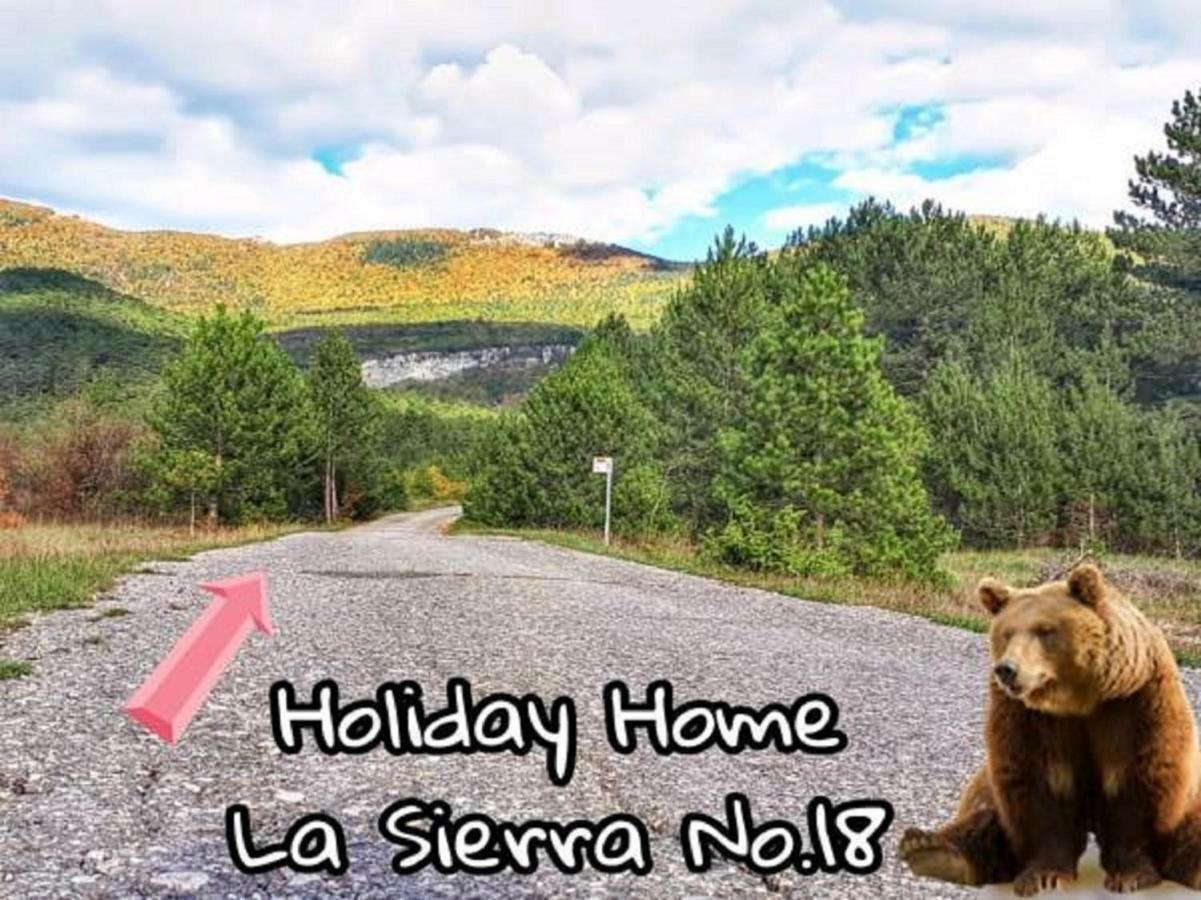 Holiday Home La Sierra Korenica Zewnętrze zdjęcie