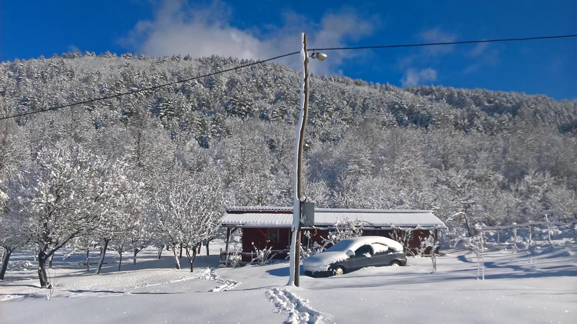 Holiday Home La Sierra Korenica Zewnętrze zdjęcie